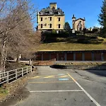 Castle - A Magic Retreat דירה *