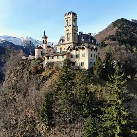 Castle - A Magic Retreat Апартаменты *