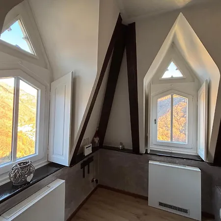 Castle - A Magic Retreat 公寓 *